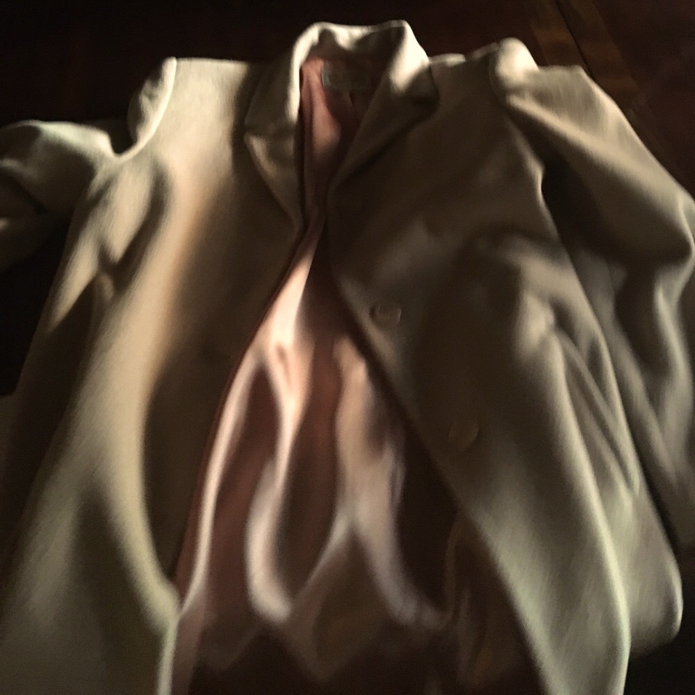 Long pea coat size medium great condition
